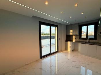 Didim'de Satılık Ayrı Mutfaklı 3+1 Villa