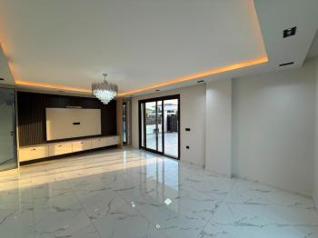 Didim'de Satılık Ayrı Mutfaklı 3+1 Villa