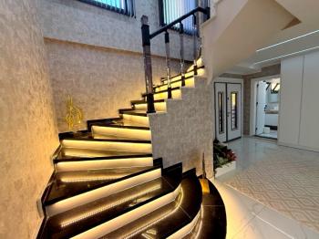 Didim'de Satılık Tam Müstakil 4+1 Ayrı Mutfaklı Villa