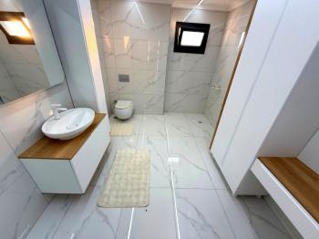 Didim'de Satılık Tam Müstakil 4+1 Ayrı Mutfaklı Villa