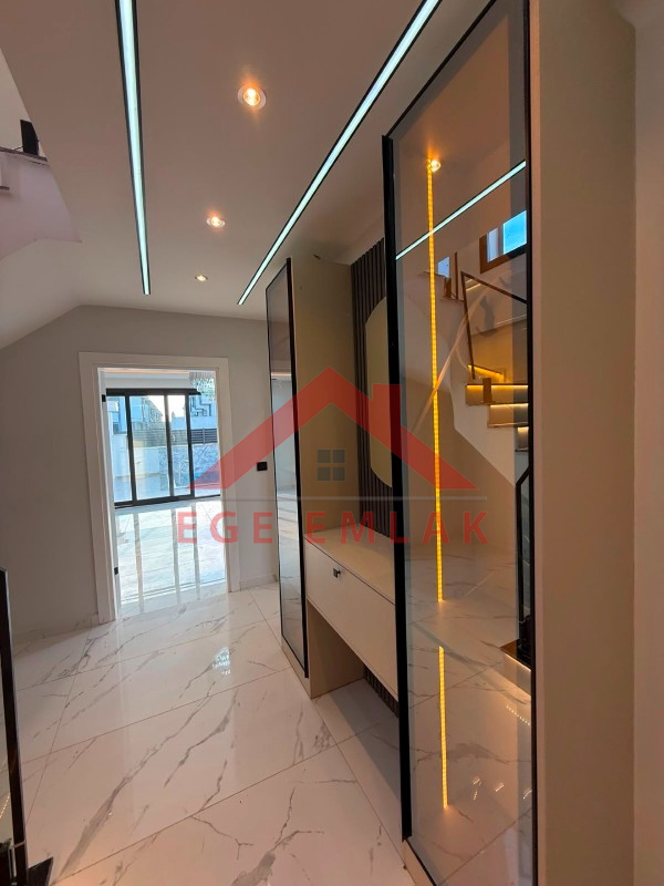 Didim'de Satılık Ayrı Mutfaklı 3+1 Villa
