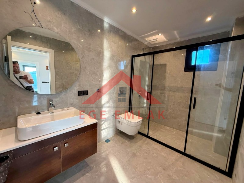 Didim'de Satılık Ayrı Mutfaklı 3+1 Villa