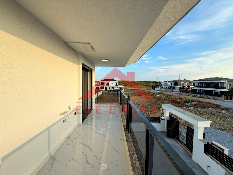 Didim'de Satılık Ayrı Mutfaklı 3+1 Villa