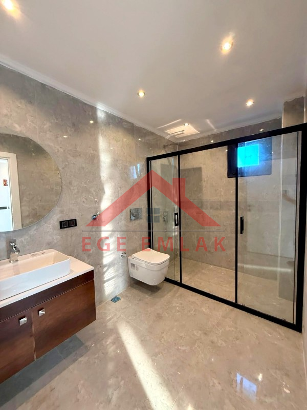 Didim'de Satılık Ayrı Mutfaklı 3+1 Villa
