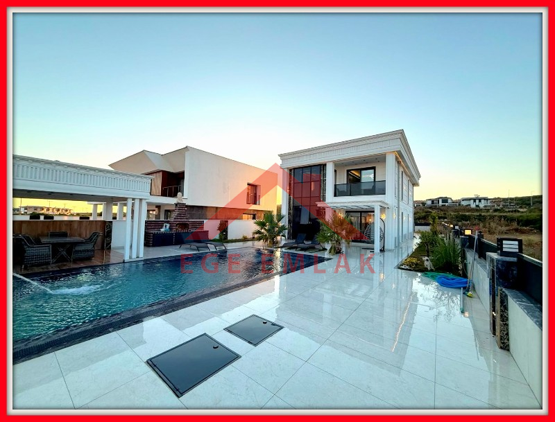 Didim'de Satılık Tam Müstakil 4+1 Ayrı Mutfaklı Villa