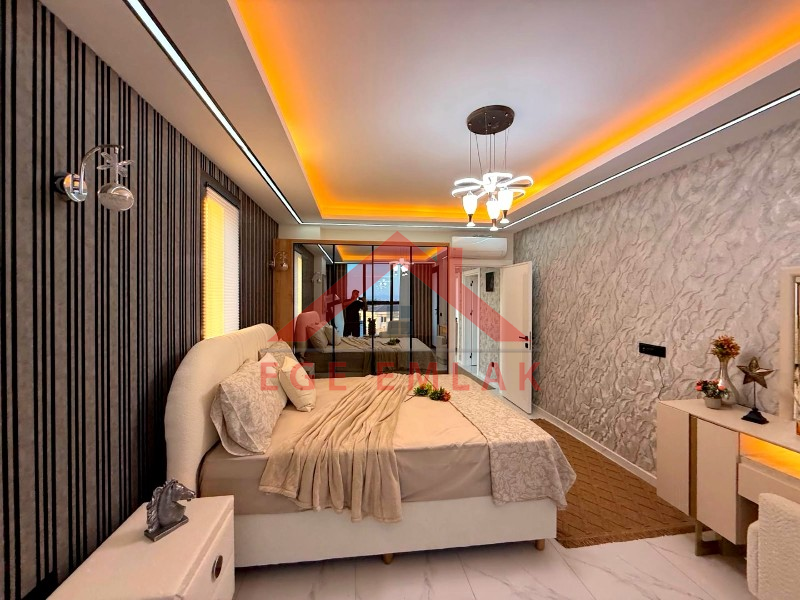 Didim'de Satılık Tam Müstakil 4+1 Ayrı Mutfaklı Villa