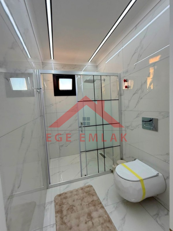 Didim'de Satılık Tam Müstakil 4+1 Ayrı Mutfaklı Villa