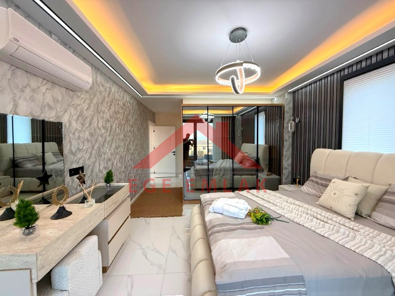 Didim'de Satılık Tam Müstakil 4+1 Ayrı Mutfaklı Villa