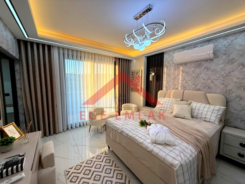 Didim'de Satılık Tam Müstakil 4+1 Ayrı Mutfaklı Villa