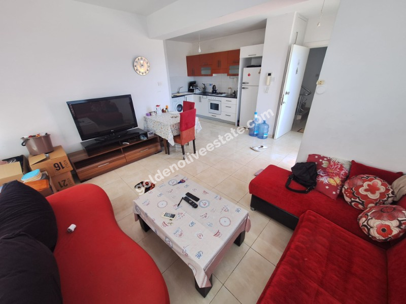 MAĞUSA SALAMİS YOLU ÜZERİNDE SATILIK 2+1 DAİRE