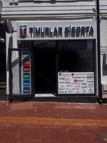 CADDE ÜZERİNDE SATILIK 30m2 DÜKKAN