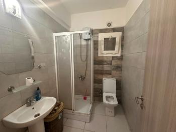 KÜÇÜK KAYMAKLIDA AYLIK ÖDEMELİ KİRALIK 2+1 EŞYALI DAİRE 