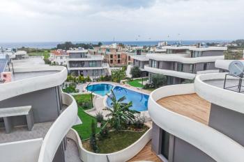 KKTC GİRNE LAPTADA DENİZ MANZARALI EŞYALI SATILIK 4+1 VİLLA