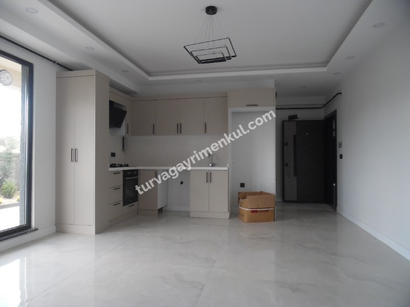 CEMİLE YEŞİL ANADOLU LİSESİ YAKININDA KİRALIK 1+1 DAİRE 