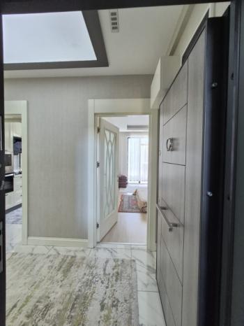 * AFYON ÜÇOK EMLAKTAN NAZMİ SAATÇİ MAH 3+1 127M² ASANSÖRLÜ EBEVEYN BANYOLU KİRALIK DAİRE *
