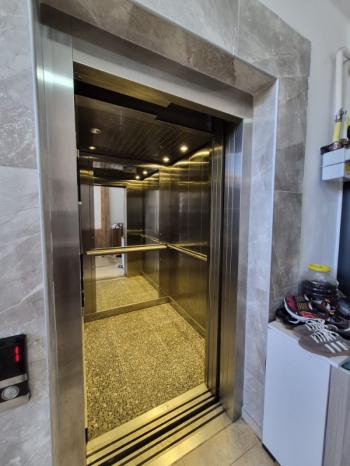 * AFYON ÜÇOK EMLAKTAN NAZMİ SAATÇİ MAH 3+1 127M² ASANSÖRLÜ EBEVEYN BANYOLU KİRALIK DAİRE *