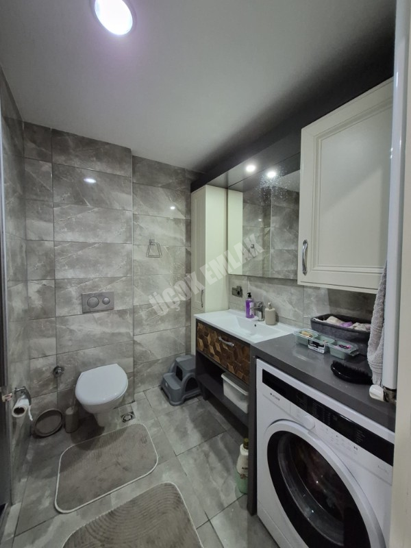 * AFYON ÜÇOK EMLAKTAN NAZMİ SAATÇİ MAH 3+1 127M² ASANSÖRLÜ EBEVEYN BANYOLU KİRALIK DAİRE *
