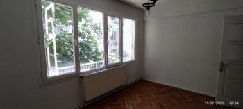 Antre Emlak'tan Satılık Bahçelievler'de Cadde Üstü 3+1,140 M2 Brüt Doğalgazlı Bakımlı Daire