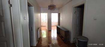 Antre Emlak'tan Satılık Bahçelievler'de Cadde Üstü 3+1,140 M2 Brüt Doğalgazlı Bakımlı Daire