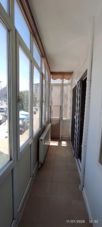 Antre Emlak'tan Satılık Bahçelievler'de Cadde Üstü 3+1,140 M2 Brüt Doğalgazlı Bakımlı Daire