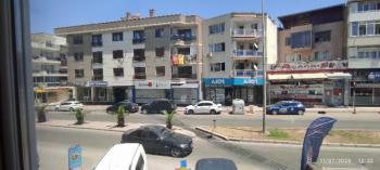 Antre Emlak'tan Satılık Bahçelievler'de Cadde Üstü 3+1,140 M2 Brüt Doğalgazlı Bakımlı Daire