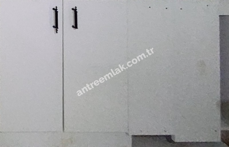 Antre Emlak'tan Satılık Bahçelievler'de Cadde Üstü 3+1,140 M2 Brüt Doğalgazlı Bakımlı Daire