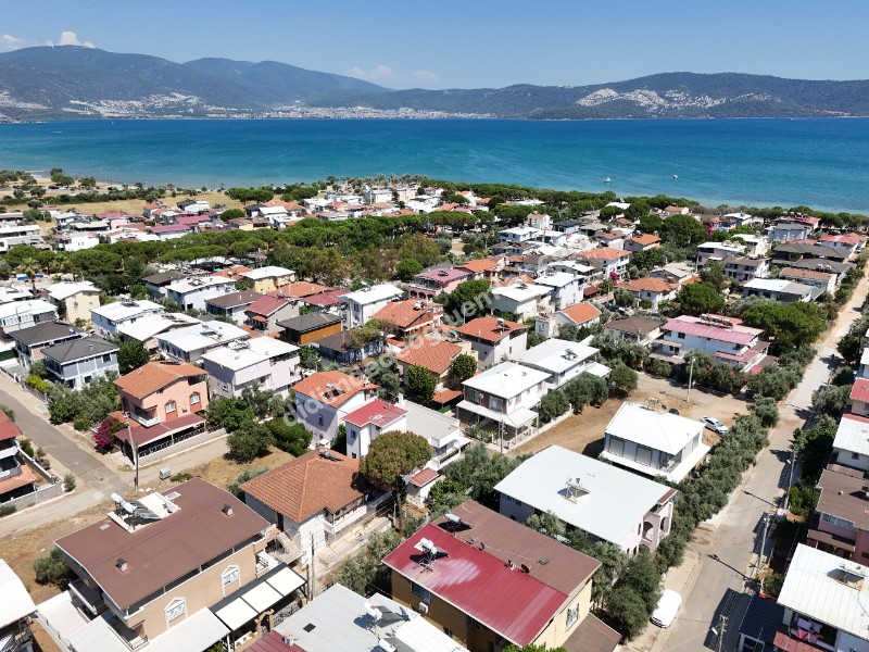 Didim Uslu Sitesinde Denize Çok Yakın Satılık Arsa