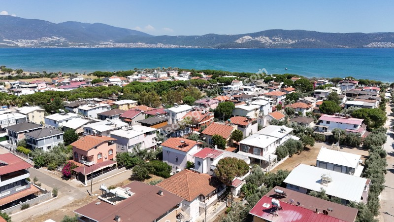 Didim Uslu Sitesinde Denize Çok Yakın Satılık Arsa