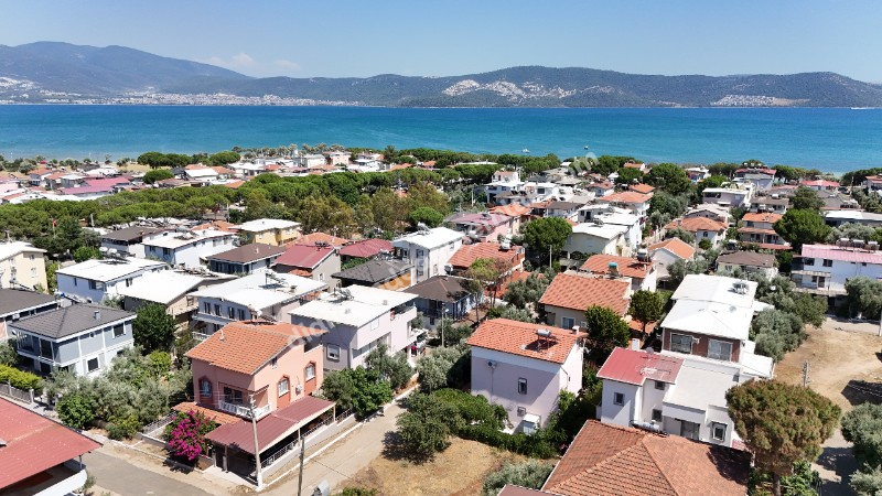 Didim Uslu Sitesinde Denize Çok Yakın Satılık Arsa