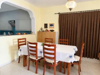 Girne Edremit'te Özel Havuzlu, Deniz Manzaralı 3+1 Satılık Villa
