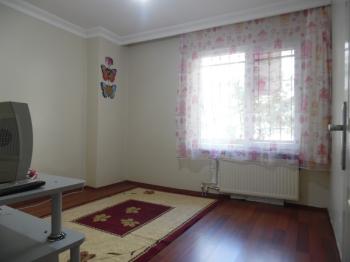 ÇORLUDA RESMİ KURUM VE FABRİKA SERVİS GÜZERGAHINA YAKIN EŞYALI 2+1 DAİRE 