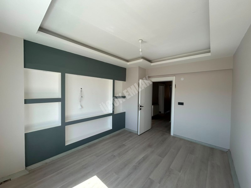 * AFYON ÜÇOK EMLAKTAN MAREŞAL FEVZİ ÇAKMAK MAH 3+1 115M² TEMİZ BAKIMLI SATILIK DAİRE * 