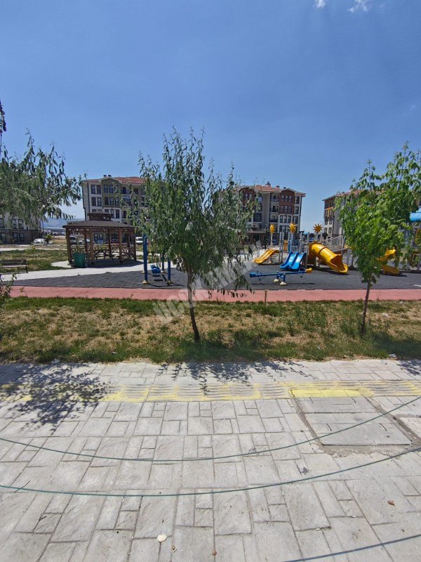 * AFYON ÜÇOK EMLAKTAN BATTALGAZİ MAH 3+1 110M² ASANSÖRLÜ SATILIK DAİRE *