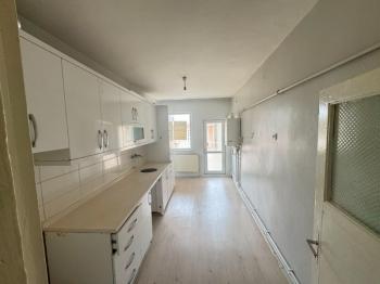 KAHVECİOĞLU EMLAK'DAN AKDEĞİRMEN MAH SATILIK DAİRE