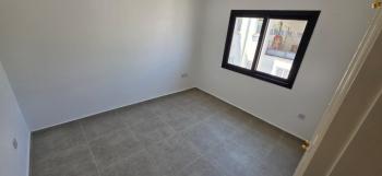 Girne Merkez'de 200m2 Ferah ve Konforlu Satılık 3+2 Daire 