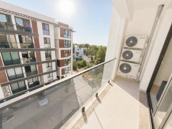 Kuzey Kıbrıs Girne Merkezde Yeni Askeri Hastaneye 200 M Mesafede 2+1 Sıfır Eşyalı Kiralık Daire 