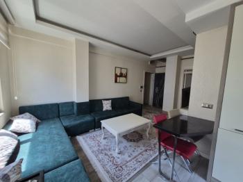 AFYON ÜÇOK EMLAKTAN ZAFER MAH KİRALIK LÜX 1+1 EŞYALI MERKEZİ KONUMDA DAİRE
