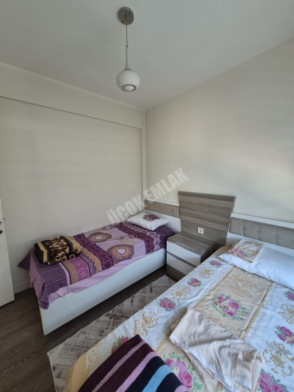 AFYON ÜÇOK EMLAKTAN ZAFER MAH KİRALIK LÜX 1+1 EŞYALI MERKEZİ KONUMDA DAİRE