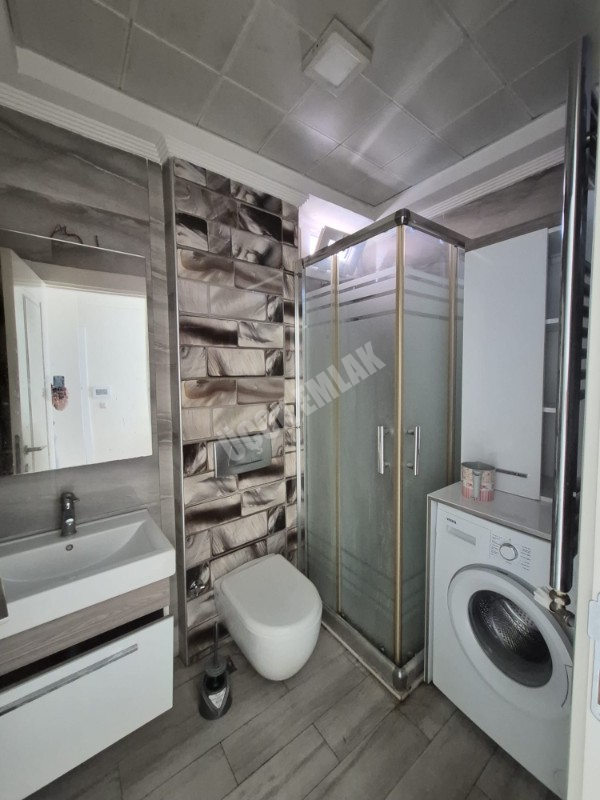 AFYON ÜÇOK EMLAKTAN ZAFER MAH KİRALIK LÜX 1+1 EŞYALI MERKEZİ KONUMDA DAİRE