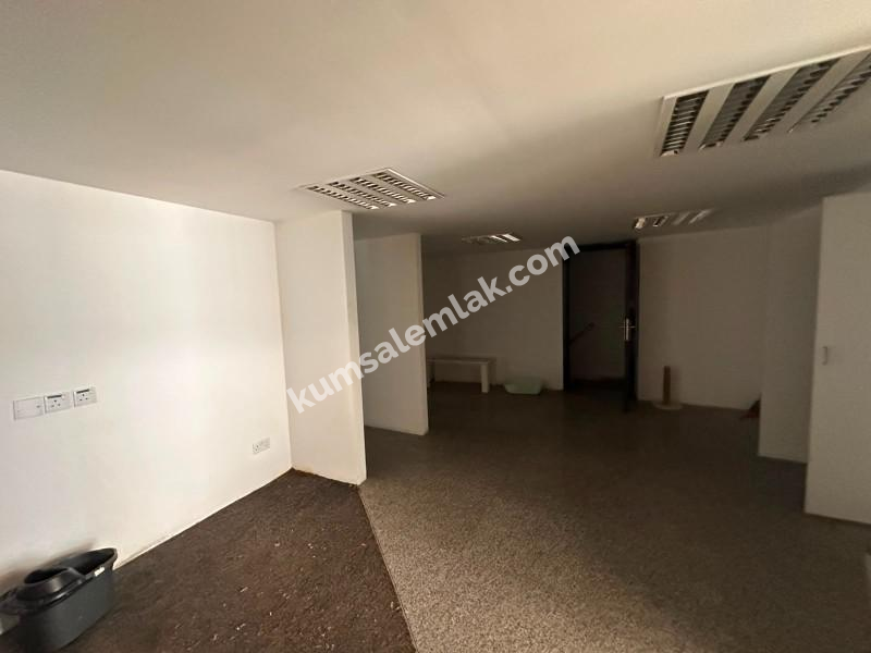 YENİŞEHİR'DE ANA CADDE ÜZERİNDE SATILIK  İŞ YERİ