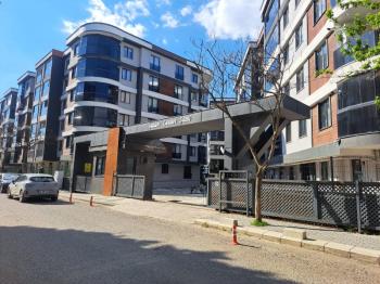 YAŞAM GARDEN SİTESİNDE BAHÇE KATI 2+1 AMERİKAN MUTFAKLI DAİRE 