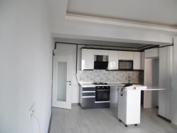 YAŞAM GARDEN SİTESİNDE BAHÇE KATI 2+1 AMERİKAN MUTFAKLI DAİRE 