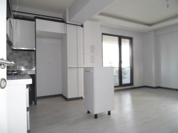 YAŞAM GARDEN SİTESİNDE BAHÇE KATI 2+1 AMERİKAN MUTFAKLI DAİRE 