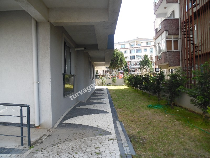 YAŞAM GARDEN SİTESİNDE BAHÇE KATI 2+1 AMERİKAN MUTFAKLI DAİRE 