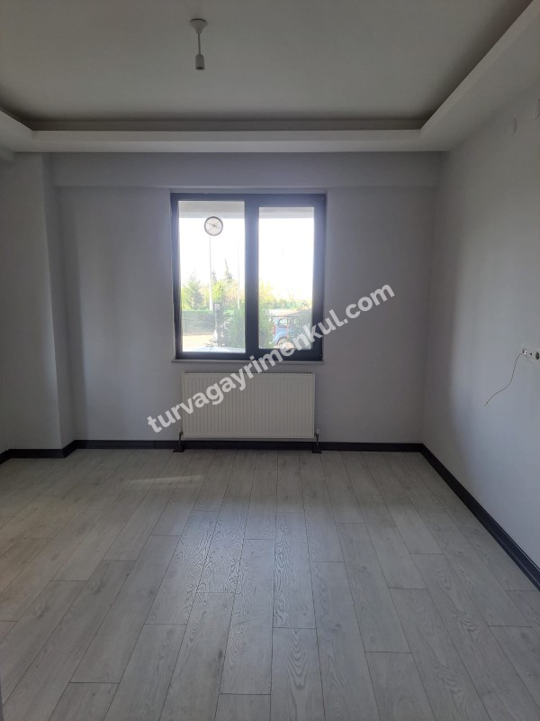 YAŞAM GARDEN SİTESİNDE BAHÇE KATI 2+1 AMERİKAN MUTFAKLI DAİRE 