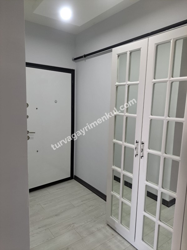 YAŞAM GARDEN SİTESİNDE BAHÇE KATI 2+1 AMERİKAN MUTFAKLI DAİRE 