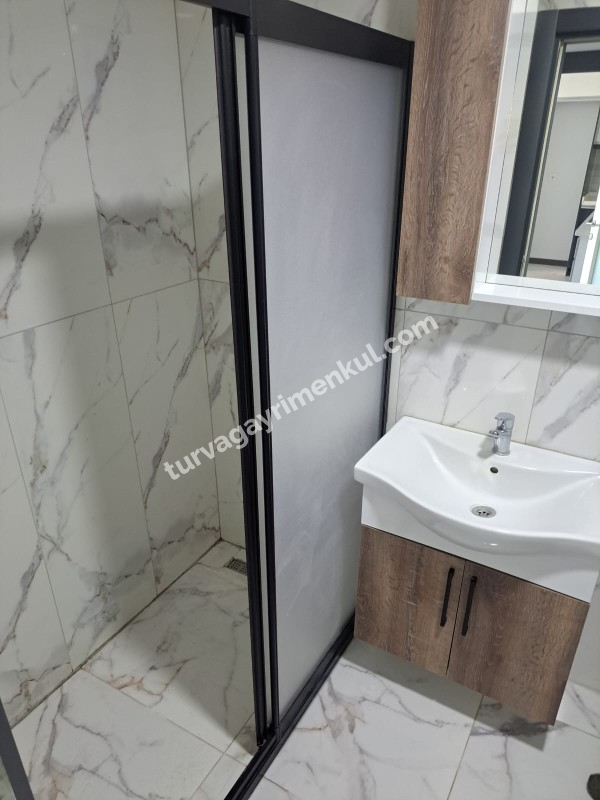 YAŞAM GARDEN SİTESİNDE BAHÇE KATI 2+1 AMERİKAN MUTFAKLI DAİRE 
