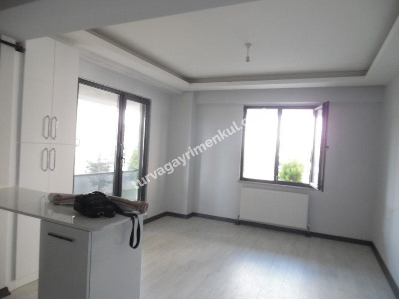 YAŞAM GARDEN SİTESİNDE BAHÇE KATI 2+1 AMERİKAN MUTFAKLI DAİRE 