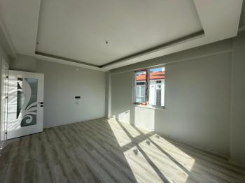 * AFYON ÜÇOK EMLAKTAN MAREŞAL FEVZİ ÇAKMAK MAH 2+1 85M² SIFIR SATILIK DAİRE *