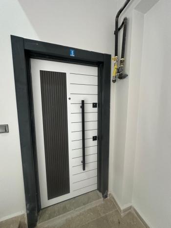* AFYON ÜÇOK EMLAKTAN MAREŞAL FEVZİ ÇAKMAK MAH 2+1 85M² SIFIR SATILIK DAİRE *